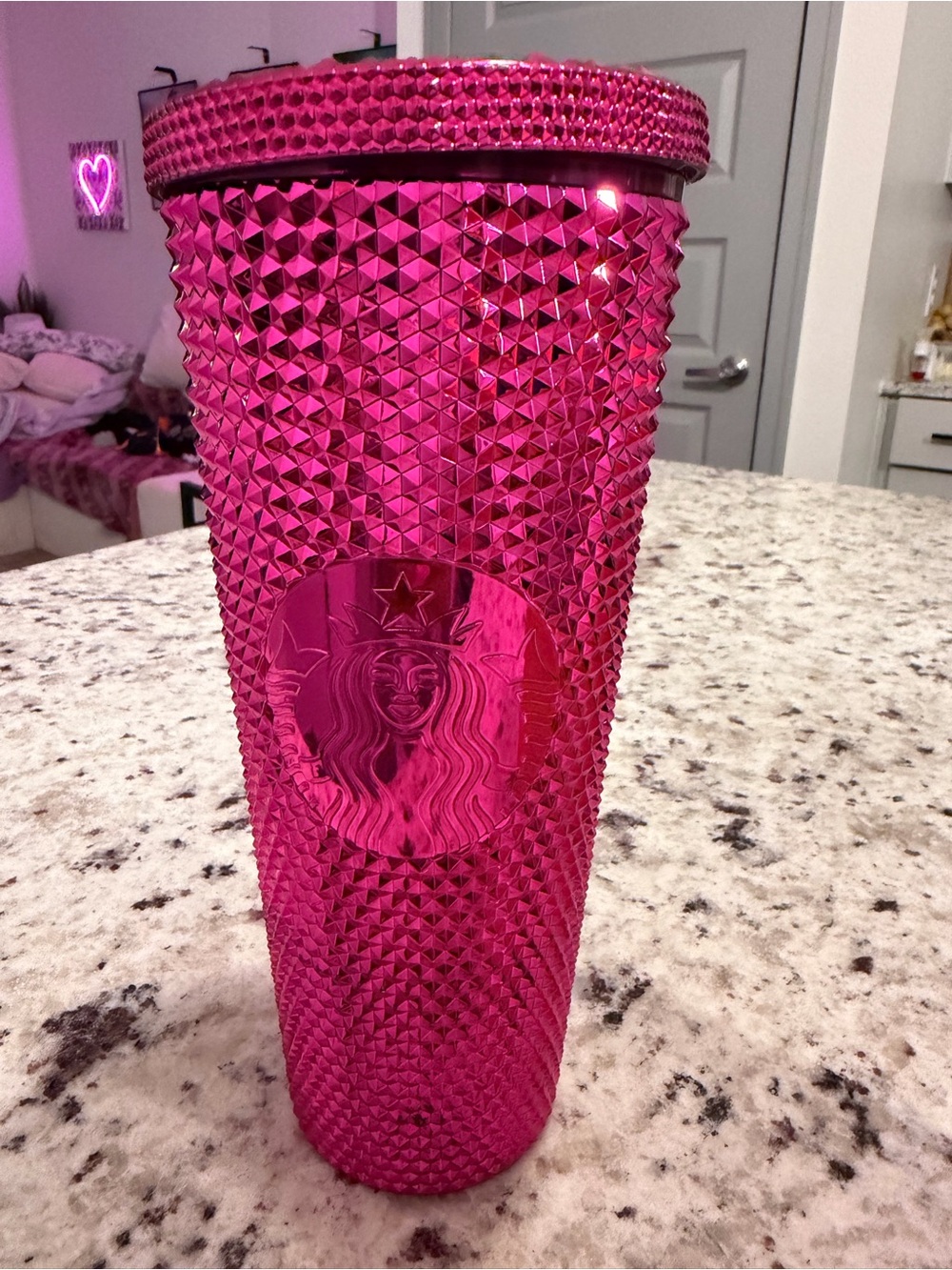 ✨ Authentic Starbucks tumbler in a gorgeous hot pink/fuchsia color!